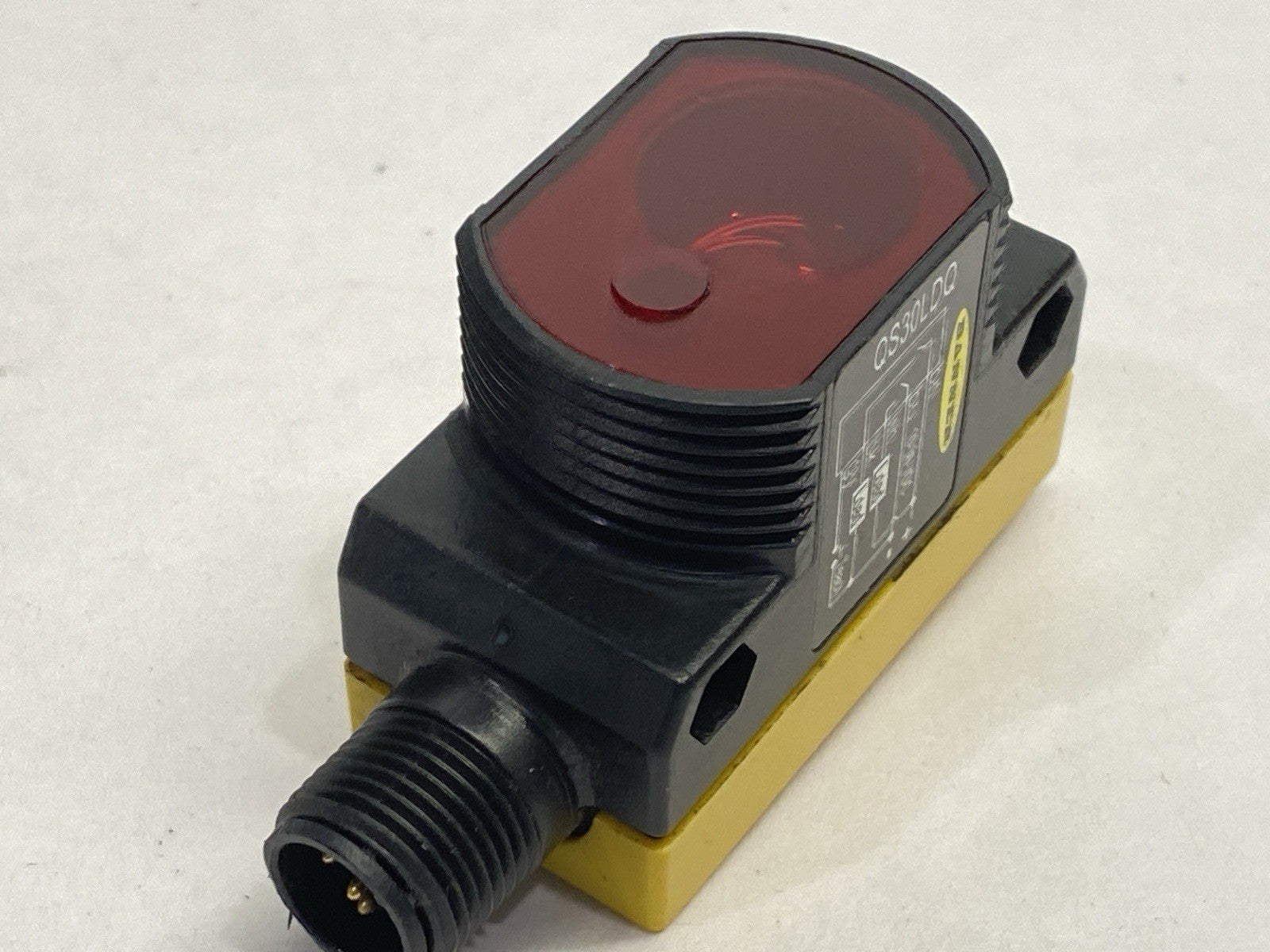 Banner QS30LDQ Long-Range Laser Diffuse Sensor 70231 - Maverick Industrial Sales