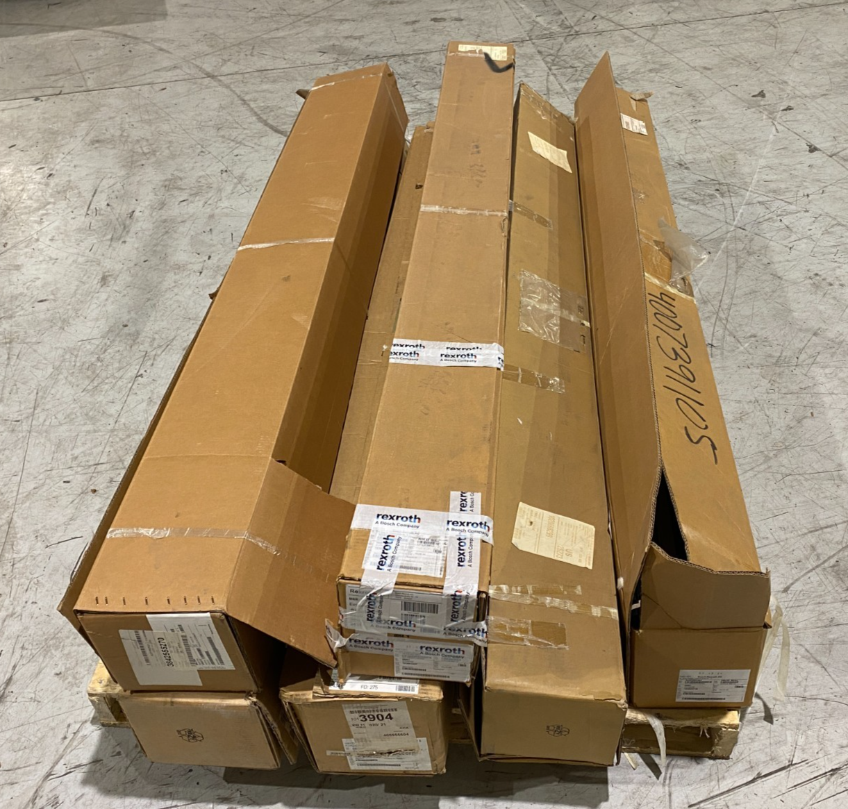 Rexroth 3842146906 & 3842555270 Slot Profile L=2000 Gray, Black LOT OF 1200 - Maverick Industrial Sales