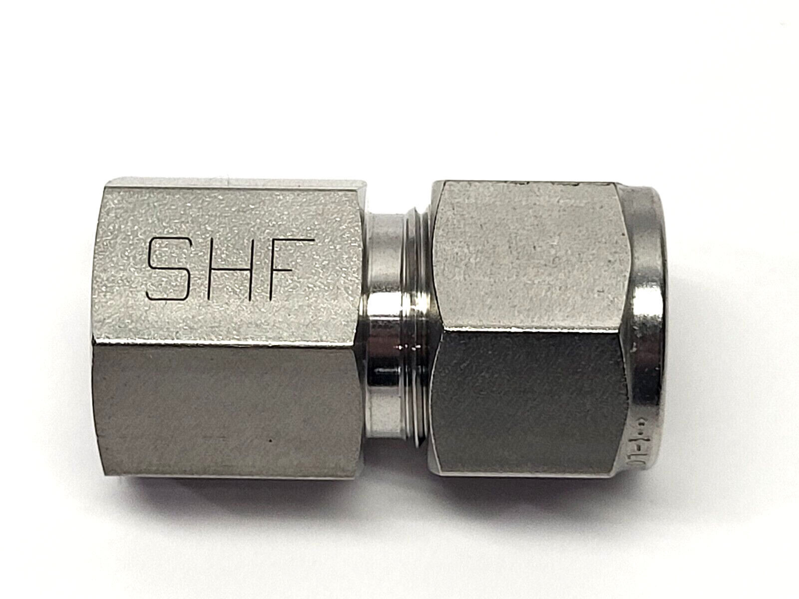 SHF I-LOK 316-NPT Stainless Steel Straight Adapter 1/2" I-LOK-316L - Maverick Industrial Sales