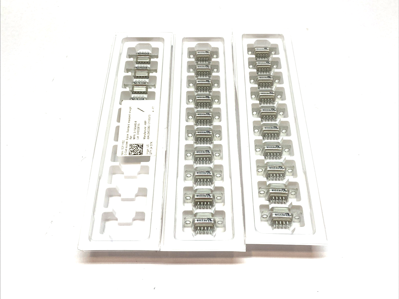 3‑1393483‑8 | AMP D‑Sub Receptacle 9‑Pole LOT OF 24 - New - Maverick Industrial Sales