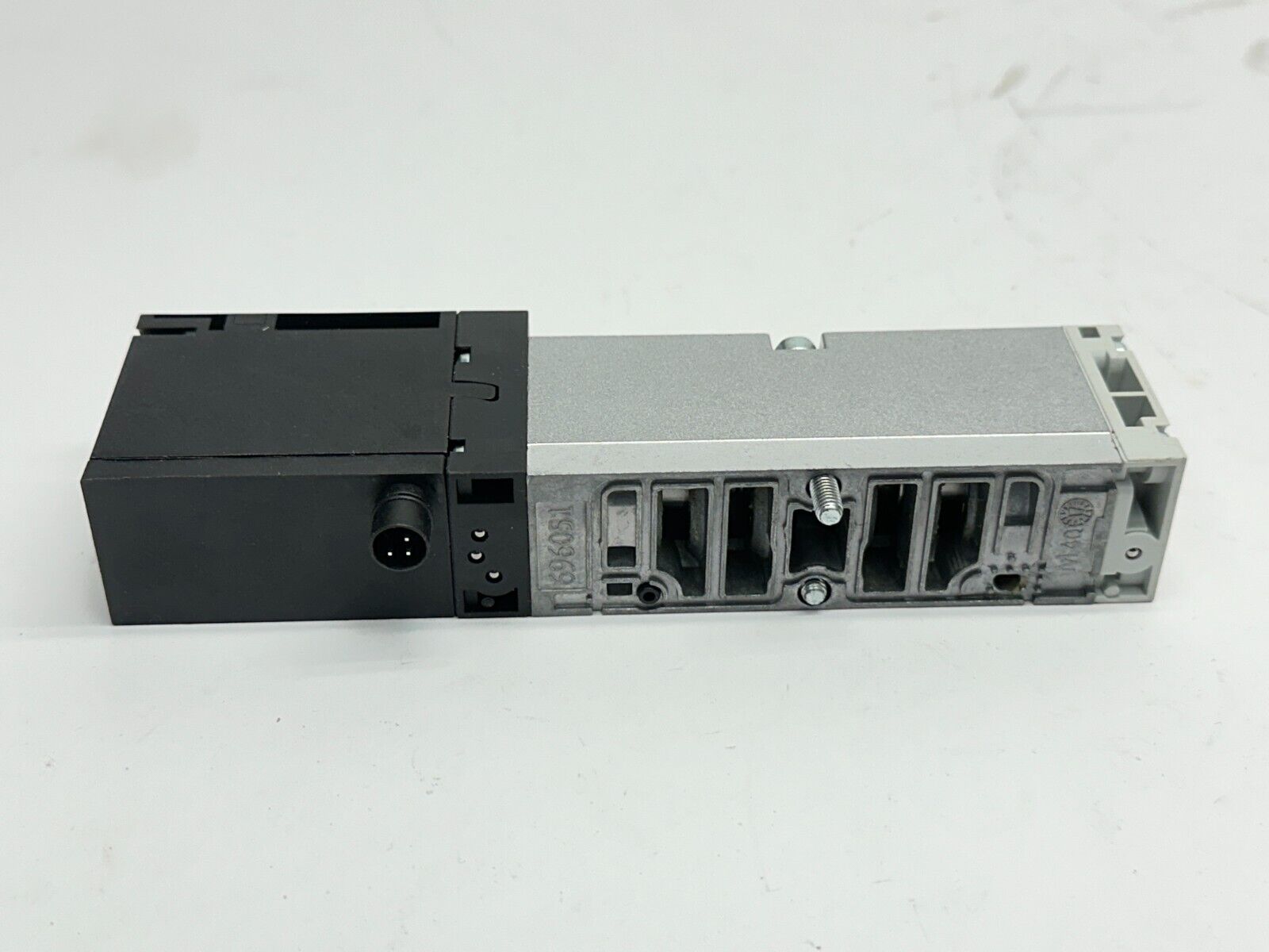 Festo VSVA-B-P53U-ZD-A1-1T1L Solenoid Valve 539160 w/ 688866 Coil 24VDC - Maverick Industrial Sales