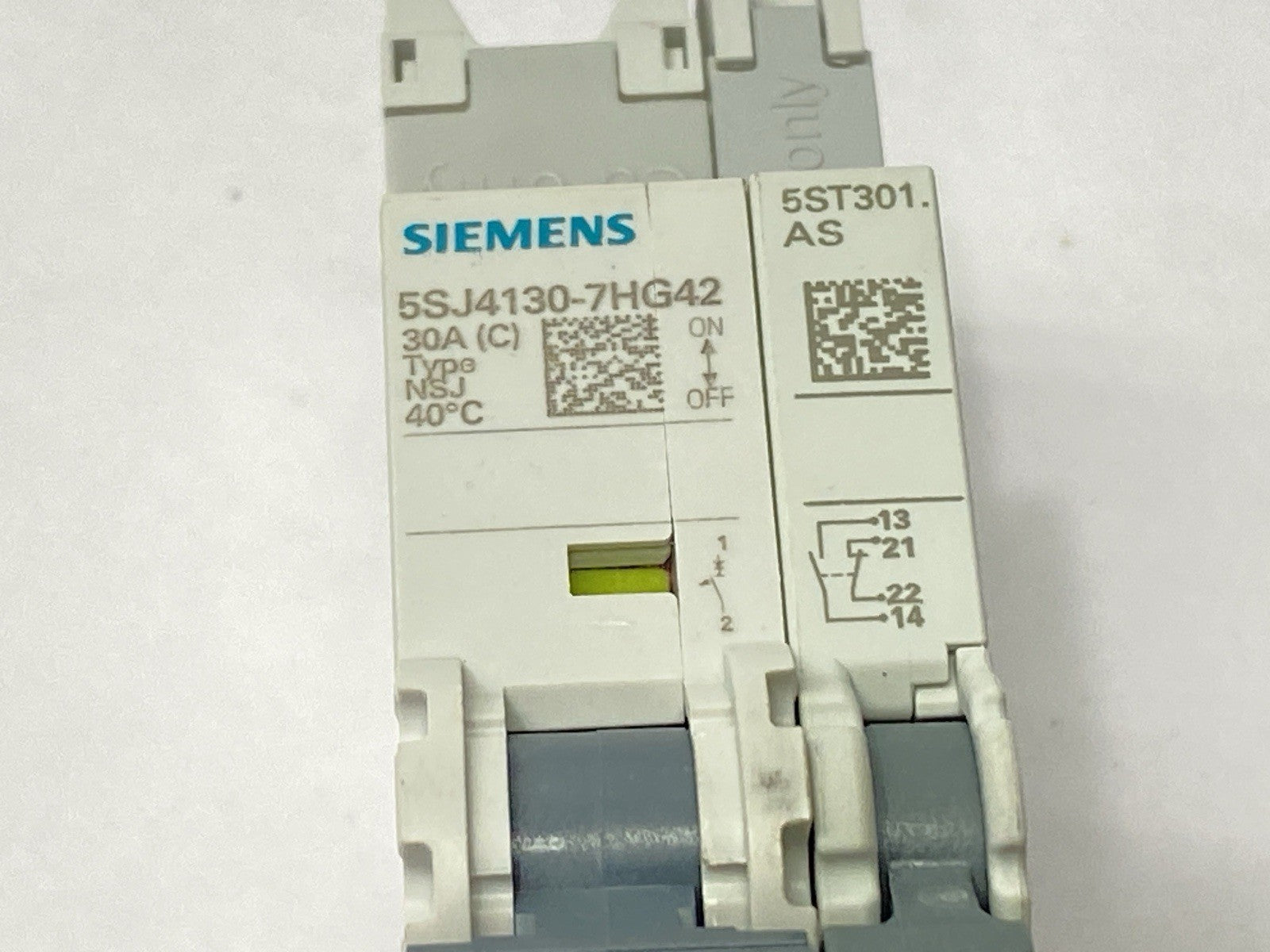 Siemens 5SJ4306-7HG42 Miniature Circuit Breaker 3P 6A 277/480V - Maverick Industrial Sales
