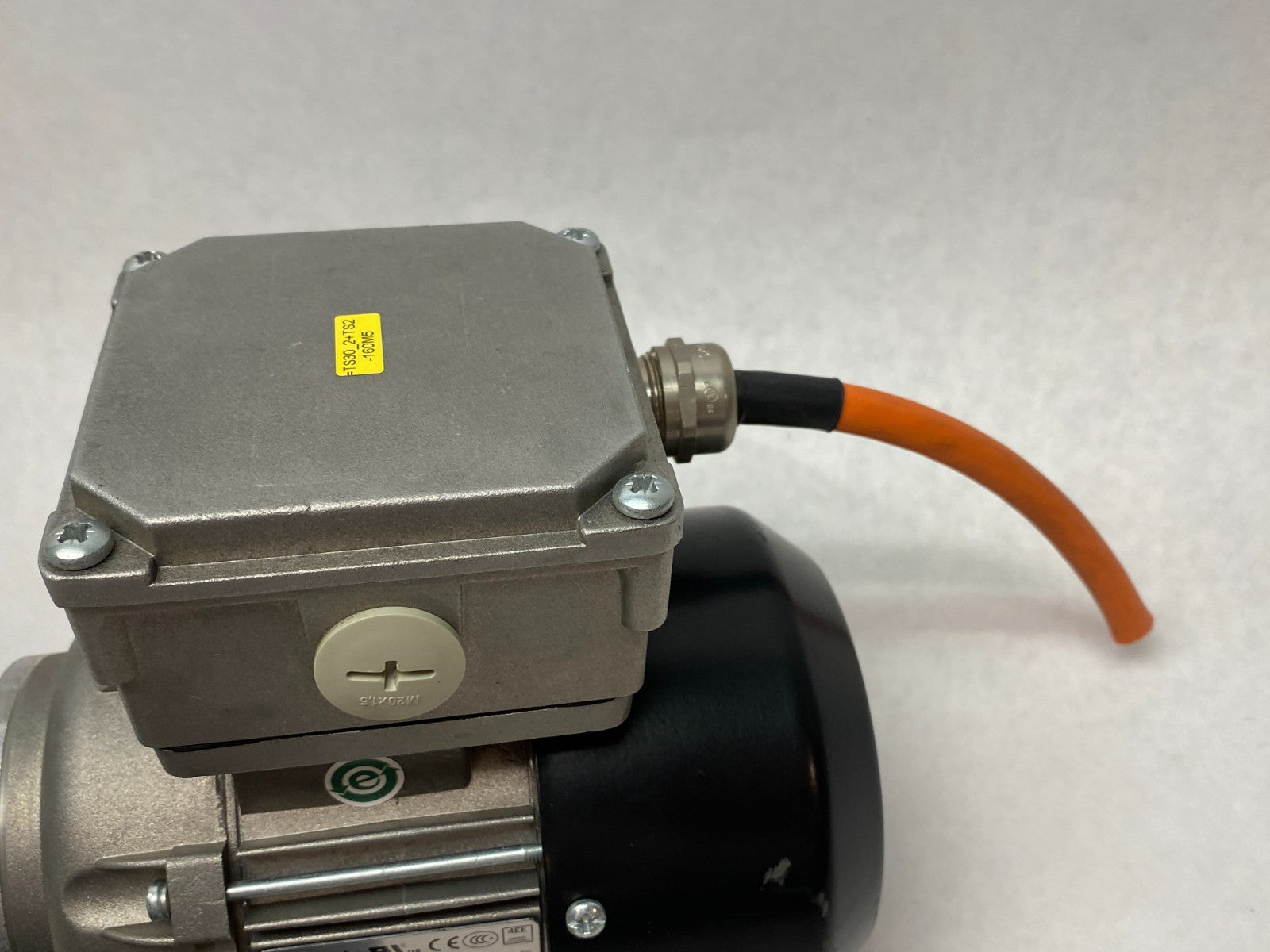 Bosch Rexroth 3842547991 Motor w/ 3842503061 Slip-on Gear Unit GS 13-1 I=20:1 - Maverick Industrial Sales