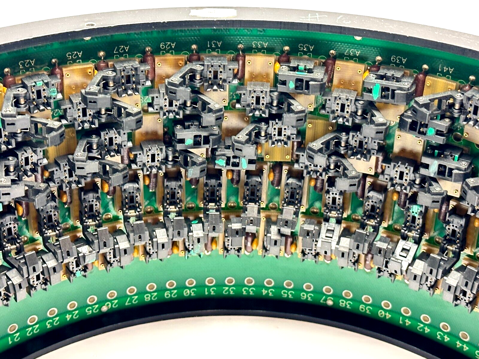 Saunders & Associates 0000780-01 High Stability Test Wheel - Used - Maverick Industrial Sales