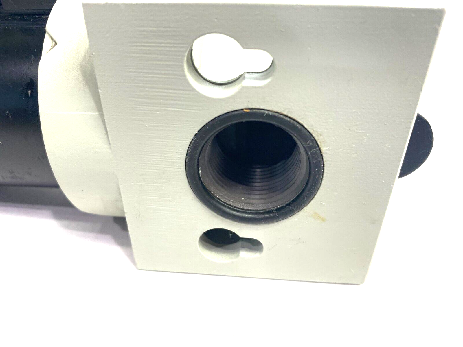 Numatics F32D-06MQ Pneumatic Coalescing Filter 0.3 micron - Maverick Industrial Sales