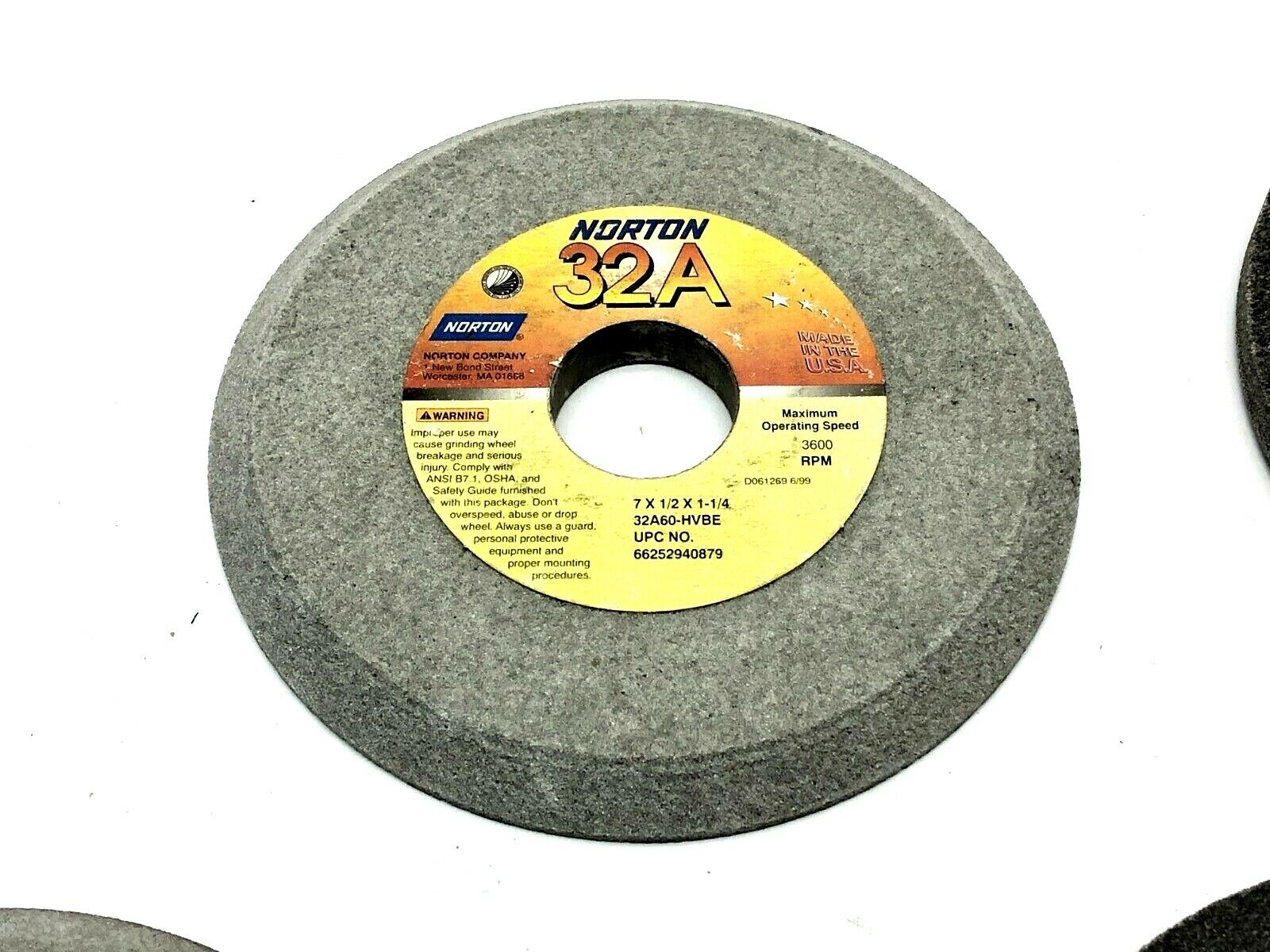 Norton 32A60-HBVE Grinding Wheels 1-1/4" Bore 3600 RPM LOT OF 5 - Maverick Industrial Sales