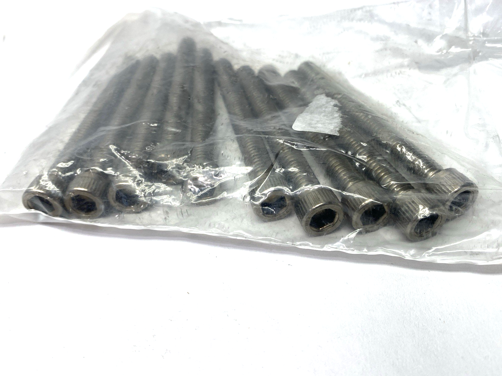 31C300KCSS/FT | Parker Fasteners Socket Cap Screw 5/16"-18 X 3" Length PKG OF 10 - New – Open box - Maverick Industrial Sales