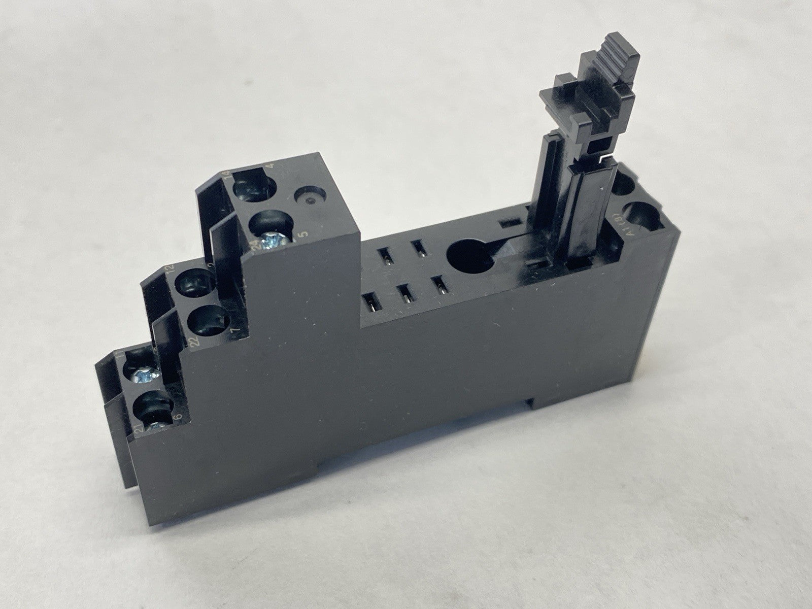 Allen Bradley 700-HN122 Ser B 8-Blade Relay Socket/Relay Base 6A 250V LOT OF 4 - Maverick Industrial Sales