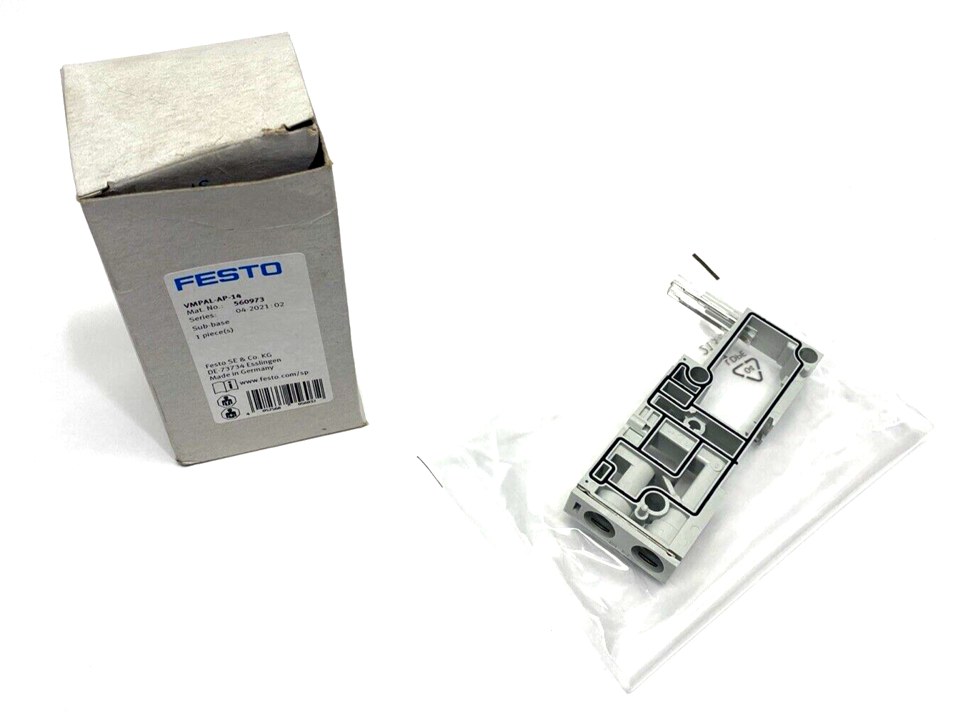 Festo VMPAL-AP-14 Pneumatic Valve Sub-Base 560973 - Maverick Industrial Sales