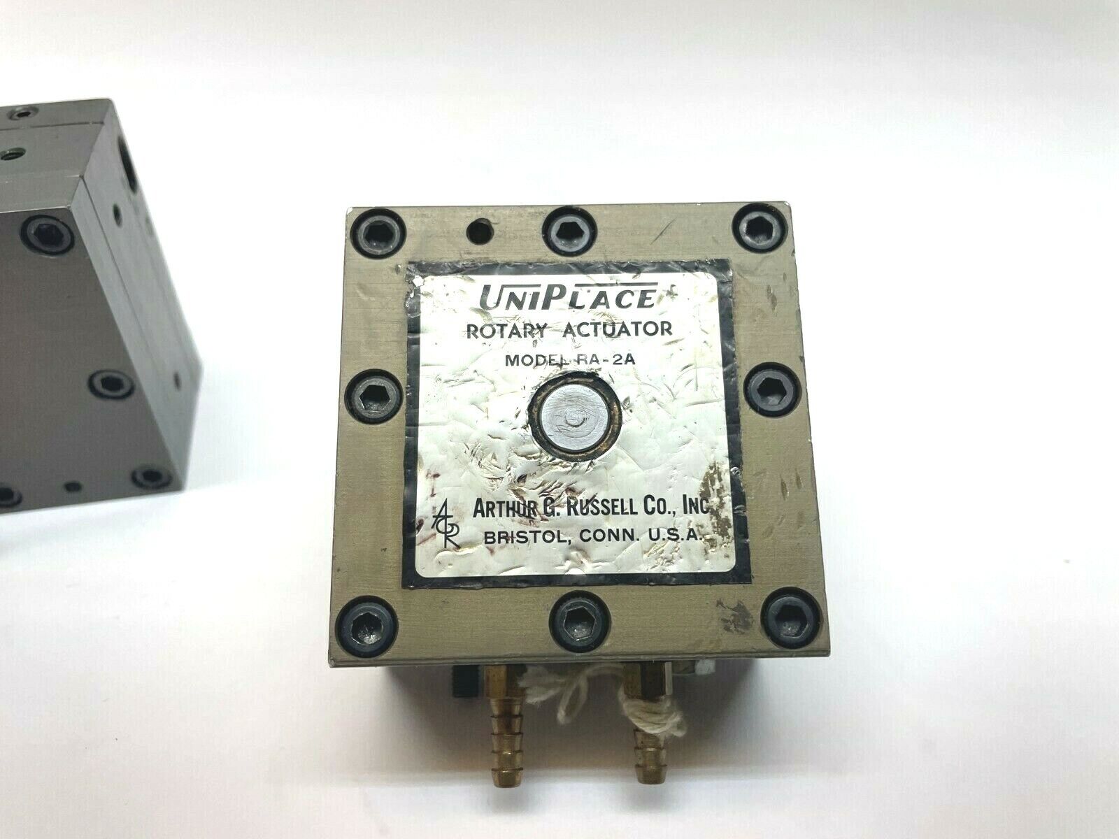UniPlace RA-2A Rotary Actuator, LOT OF 2 - Maverick Industrial Sales