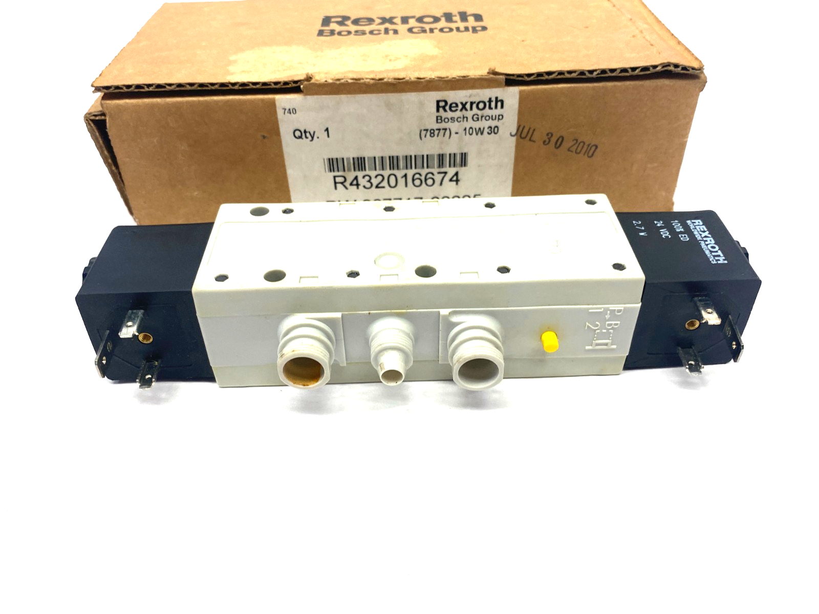 Bosch Rexroth R432016674 Double Solenoid Valve 5/3 - Maverick Industrial Sales
