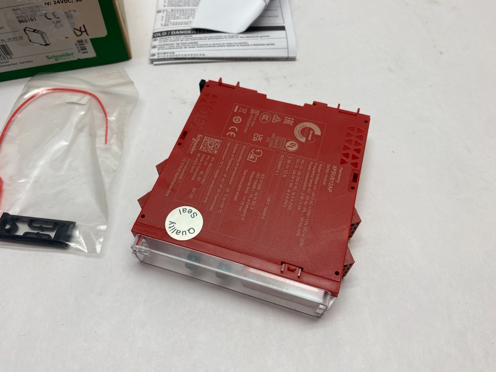 Schneider Electric XPSUS12AP Harmony XPSU Safety Module Cat 4 - Maverick Industrial Sales