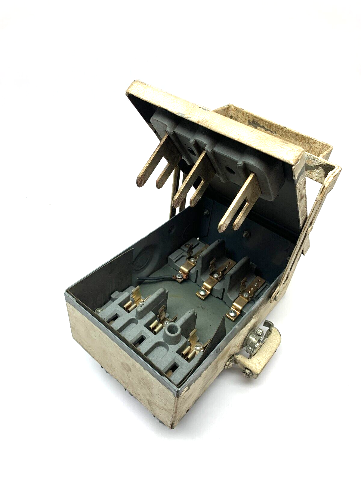 Trumbull Electric MFG. FL-361 Busway 30A, 575V, 3 PH, 3W, 7-1/2 HP - Maverick Industrial Sales