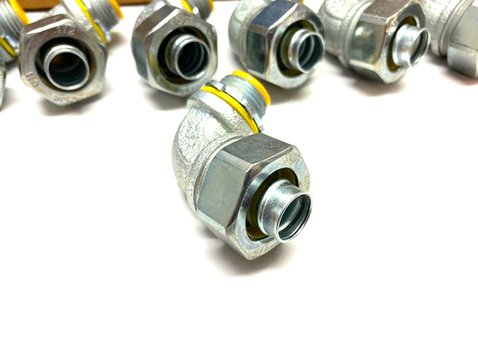 Eaton Crouse Hinds LTB5090 Insulated 90-Degree Male Connector BOX OF 7 - Maverick Industrial Sales