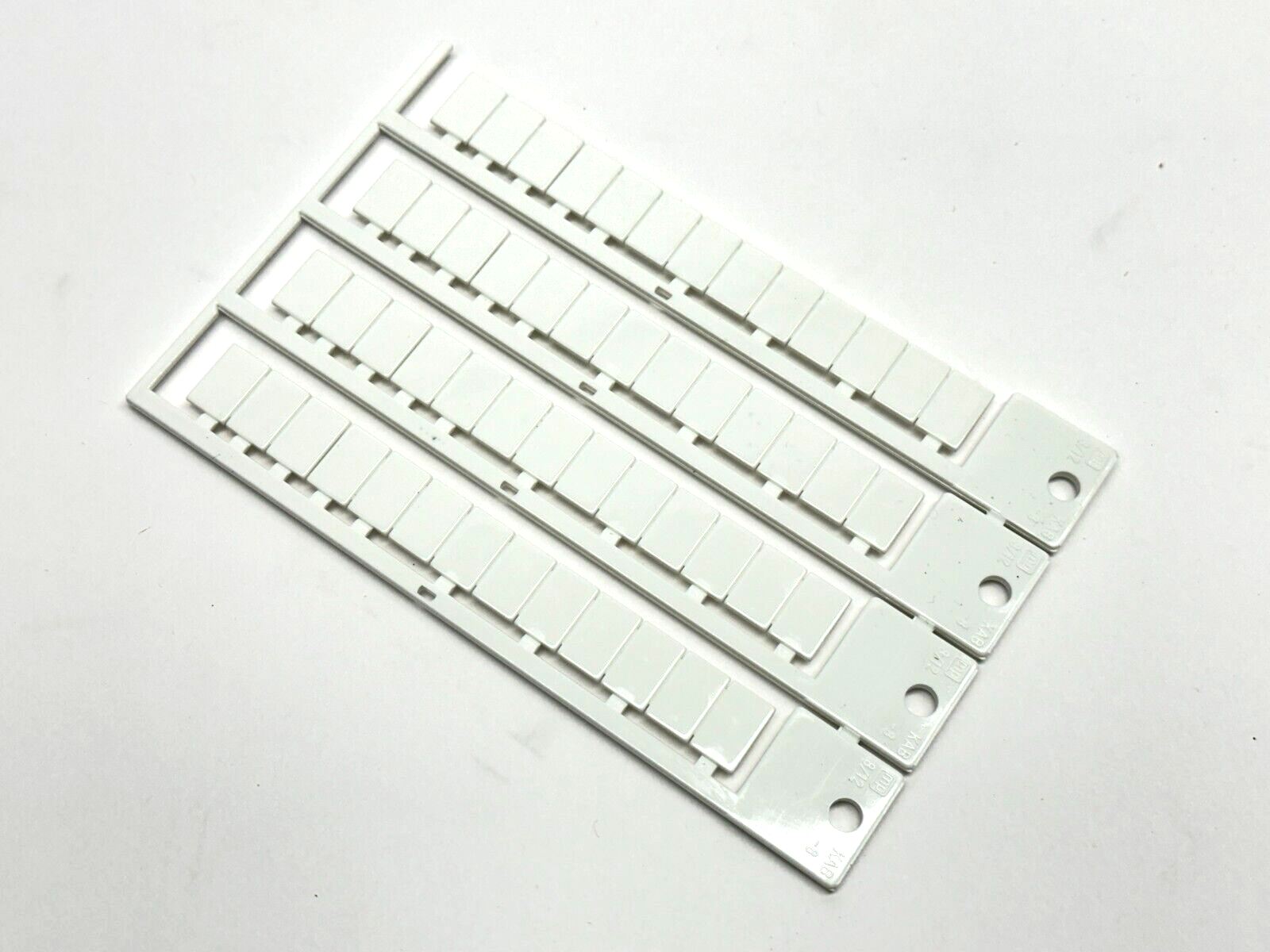 Murrplastik 86402018 Labeling Type KAB 8/12-8 WIN-Type 54 LOT OF 676 - Maverick Industrial Sales