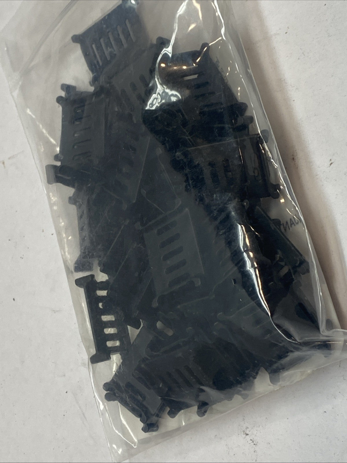 E6.29.11 | IGUS Energy Chain Seperator LOT OF 40 - New – Open box - Maverick Industrial Sales
