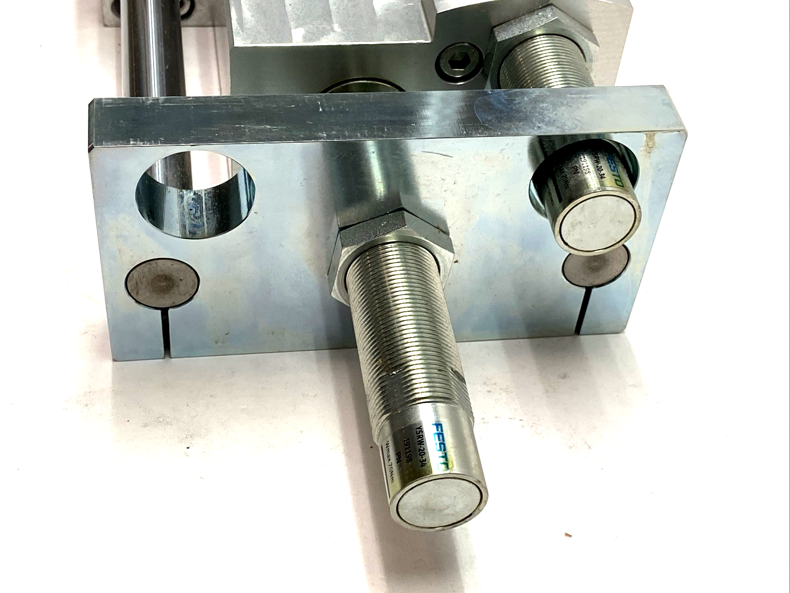 Festo DFM-63-50-B-YSRW-A-KF Pneumatic Guided Drive Cylinder 534770 - Maverick Industrial Sales