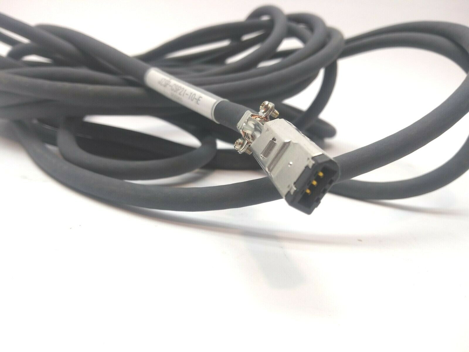 Yaskawa JZSP-C7PI2D-05-E Servo Data Link Cable - Maverick Industrial Sales
