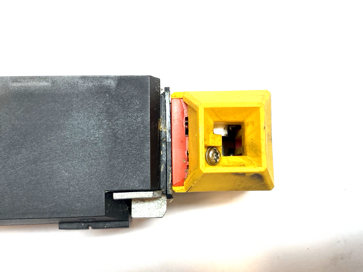 Pilz PSEN me1S/1AR Interlock Safety Switch 570001 - Maverick Industrial Sales