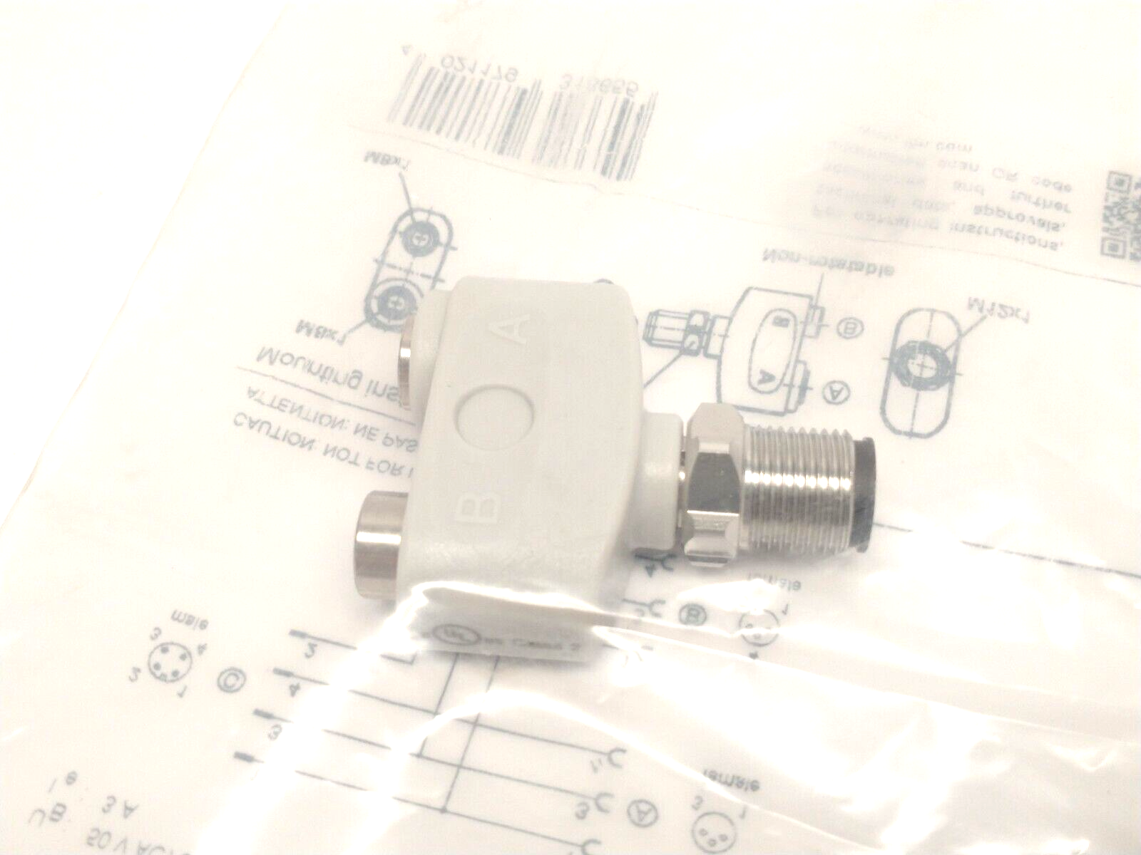 ZDO2F030VAS0000-00STGH040VAS, EBF012 | IFM EBF012 Y/T Splitter Connector M12 To M8 ZDO2F030VAS0000-00STGH040VAS - New - Maverick Industrial Sales