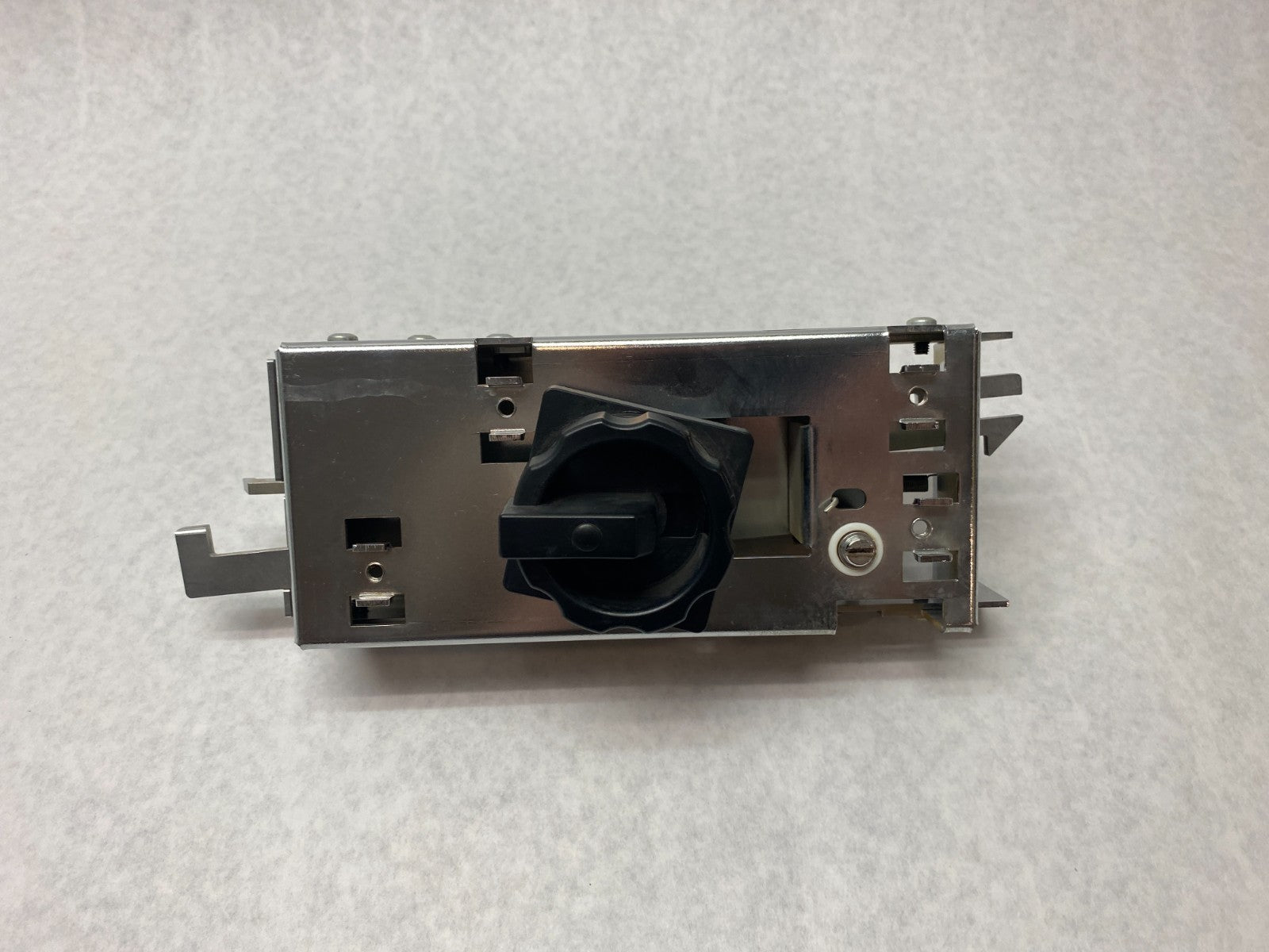ABB 3HAC8367-1 Rev. 05 Rotary Door Interlock for IRC5 Robot Controller - Maverick Industrial Sales