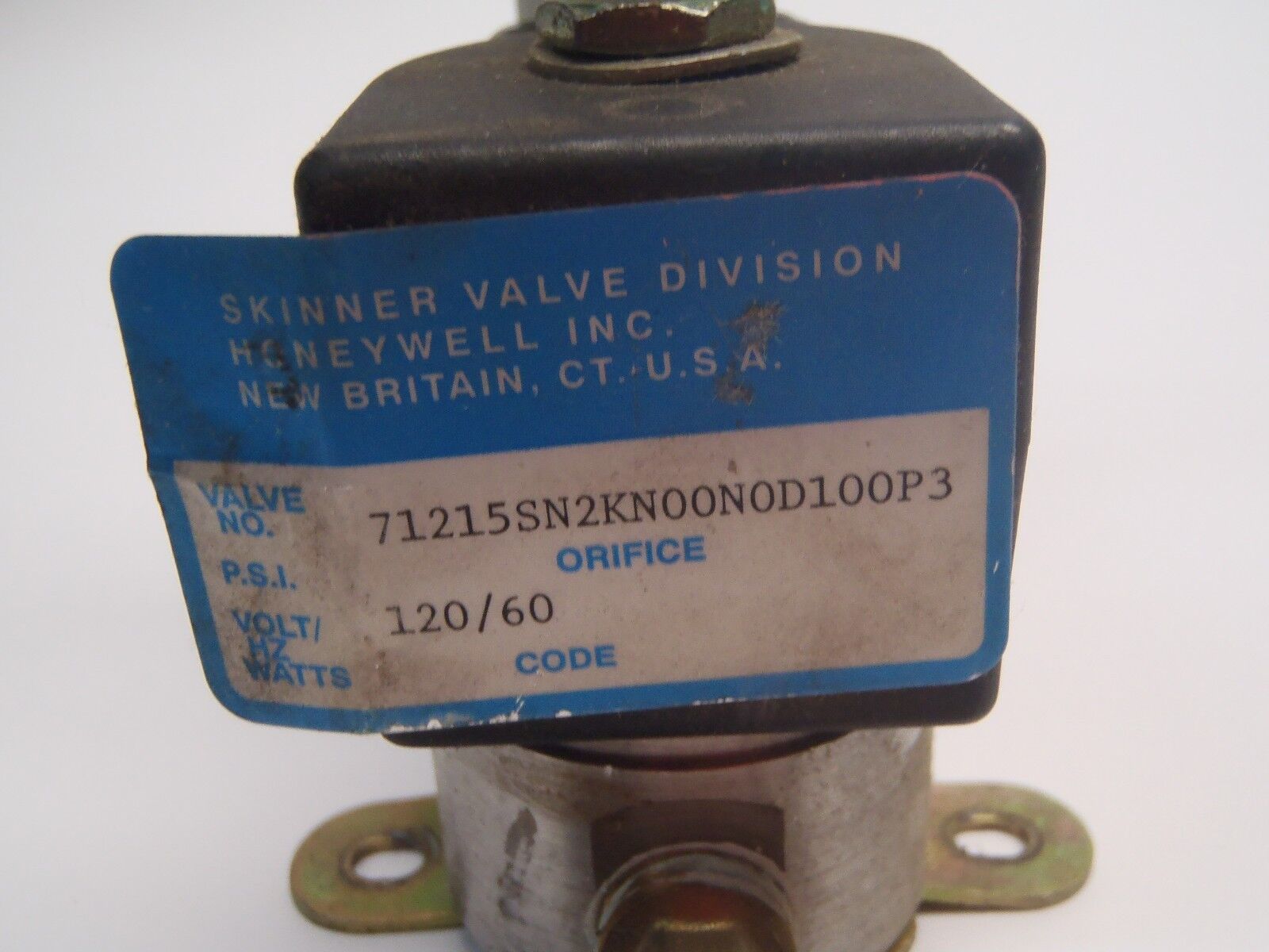 Honeywell Skinner Valve 71215SN2KN00N0D100P3 Solenoid Valve NC 120/60 - Maverick Industrial Sales