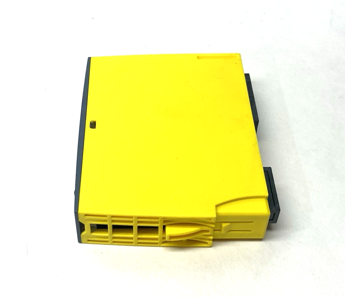 6ES7136-6DB00-0CA0 | Siemens SIMATIC ET 200SP Digital Output Module 4x24V DC/ 2A - Used - Maverick Industrial Sales