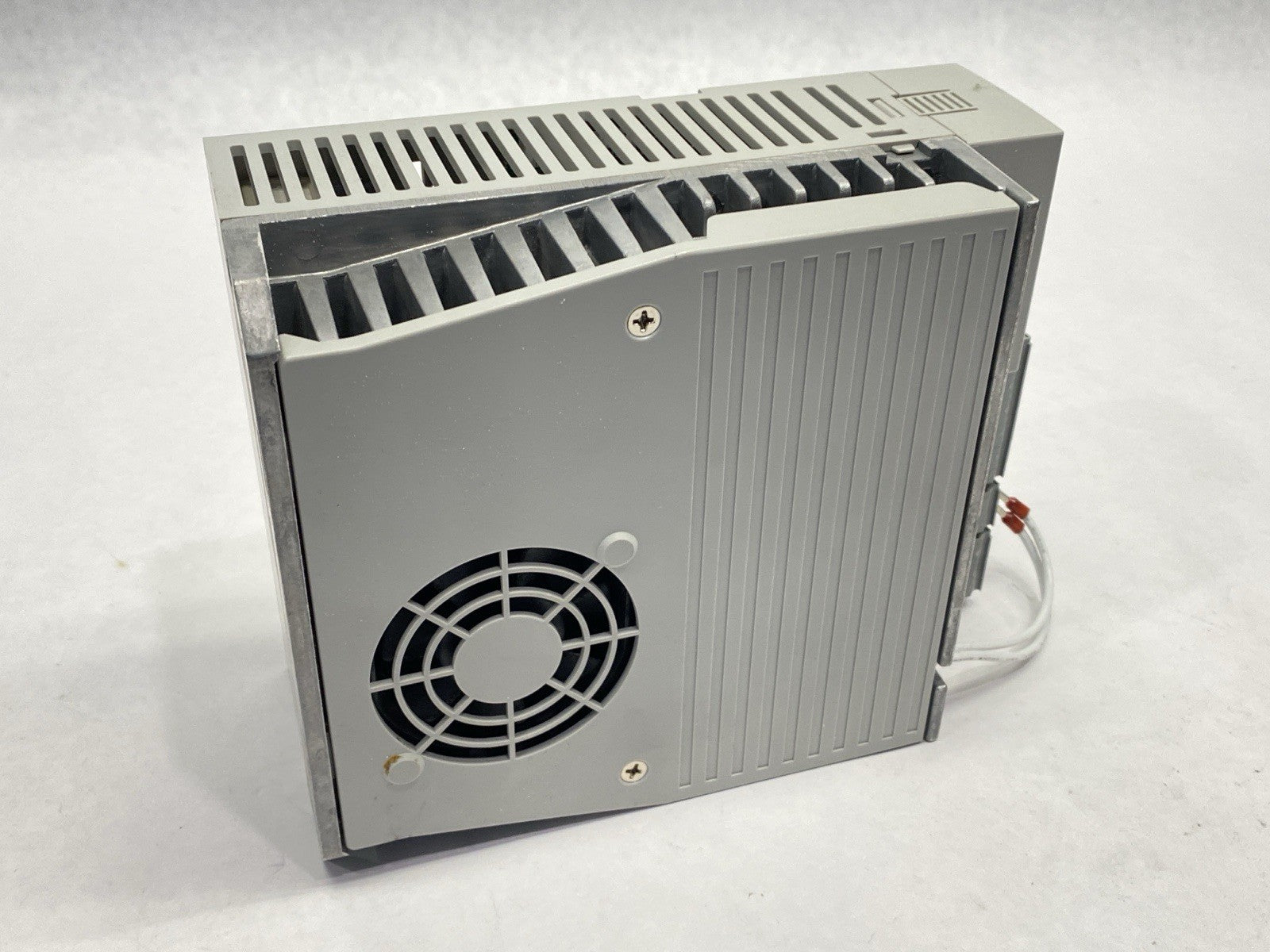 Allen Bradley 2071-AP8 Ser. B Kinetix 3 800W Servo Drive 3PH 5A 220VAC - Maverick Industrial Sales