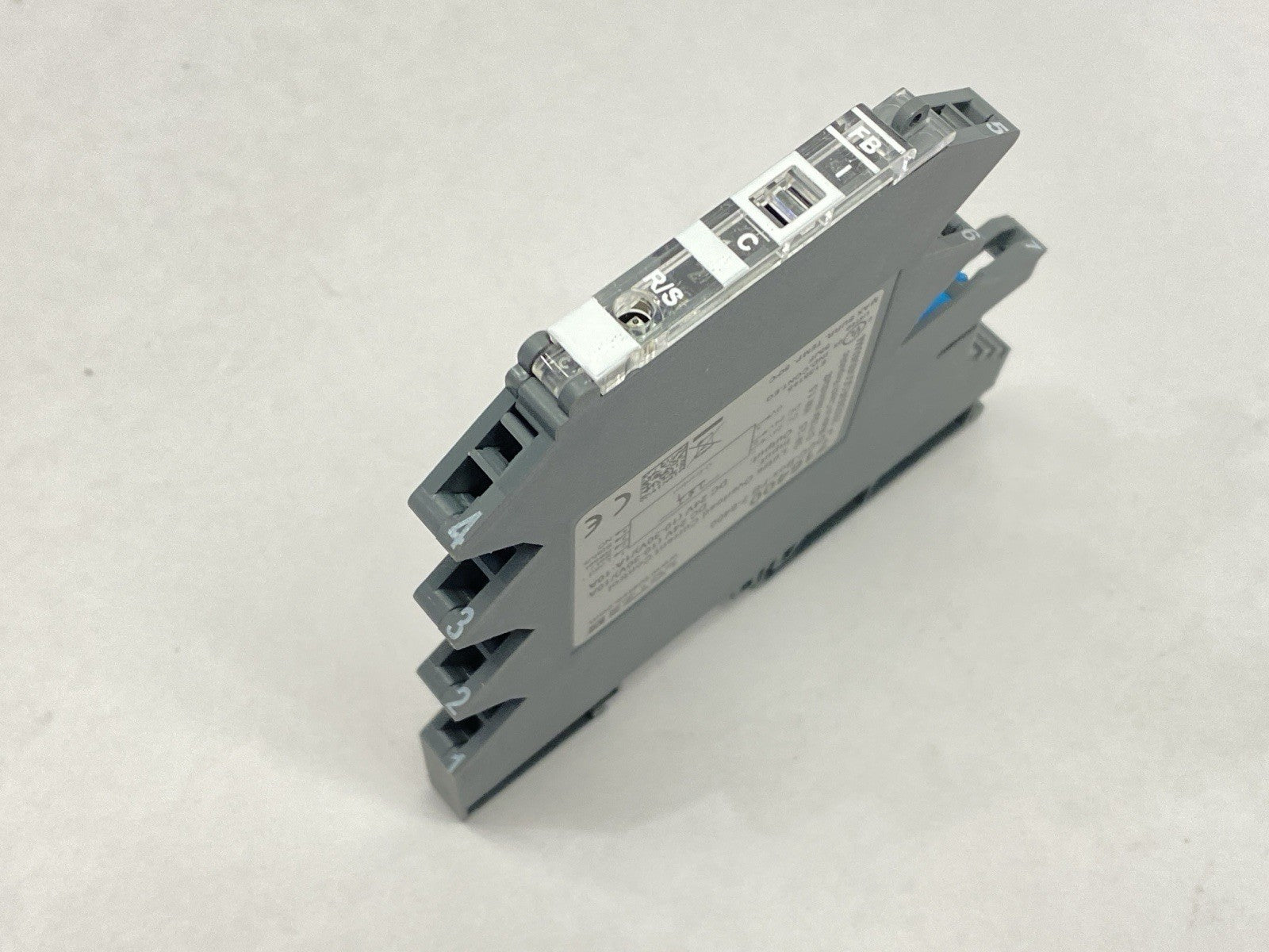 716400 | Lutze LOCC-Box-FB 7-6400 Electronic Circuit Breaker 1-10A - New – Open box - Maverick Industrial Sales