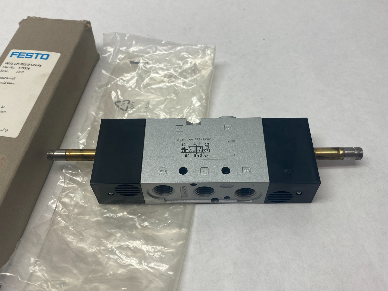 Festo VUVS-L25-B52-D-G14-F8 Solenoid Valve 5/2, Bistable 575516 - Maverick Industrial Sales