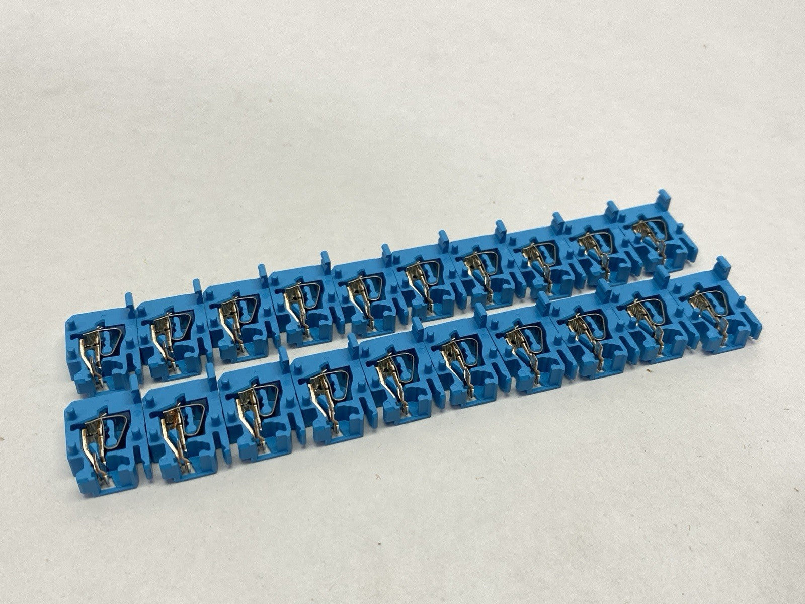 1492-LS2-B | Allen Bradley Spring Clamp Terminal Block Blue LOT OF 20 - Used - Maverick Industrial Sales