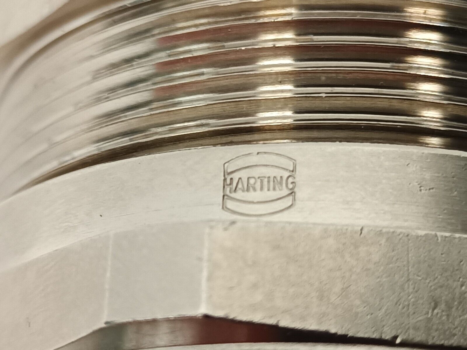 Harting 19000005098 Cable Gland Han CGM-M M40X1,5 D.22-32mm - Maverick Industrial Sales