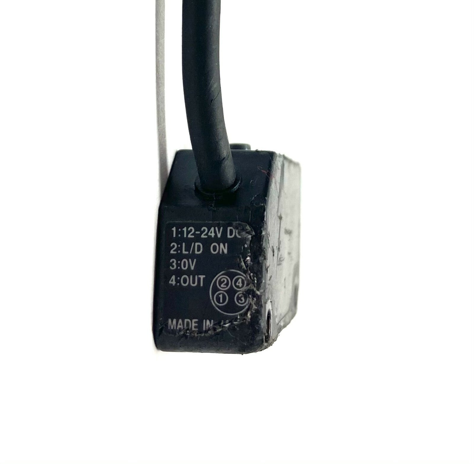 PZ-V12P | Keyence Photoelectric Sensor Square Reflective M8 Connector - Used - Maverick Industrial Sales