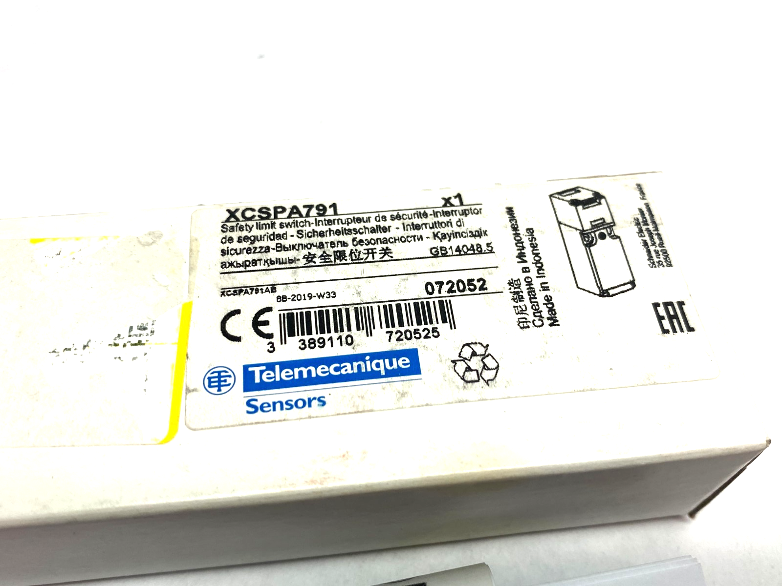 Telemecanique XCSPA791 Safety Limit Switch - Maverick Industrial Sales