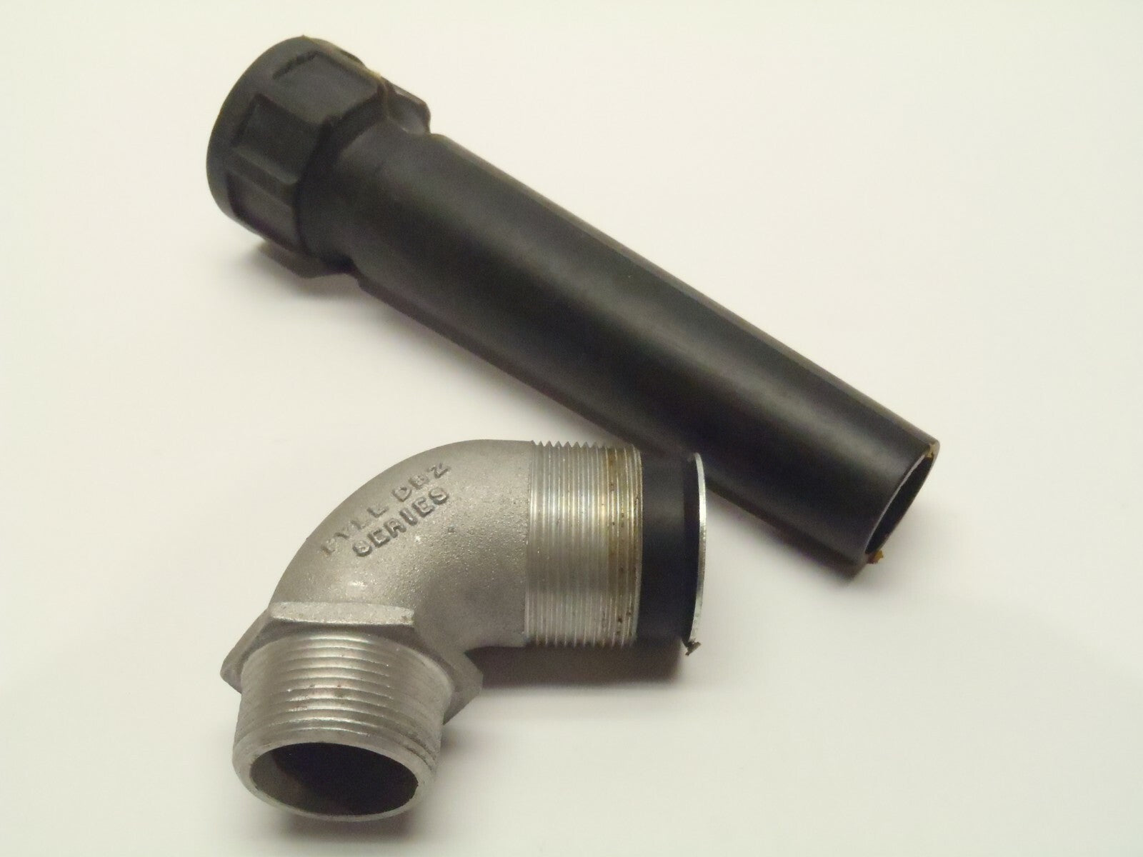 Pyle DBZ Series 1-1/4” Form 7 90 Elbow w/ Rubber Nozzle - Maverick Industrial Sales