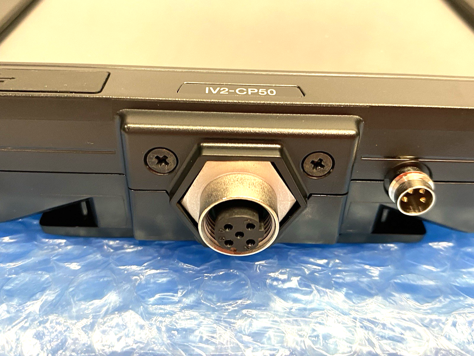 IV2-CP50 | Keyence Control Panel, Analog resistive, 5.7" TFT color LCD, 640 × 480 - New – Open box - Maverick Industrial Sales