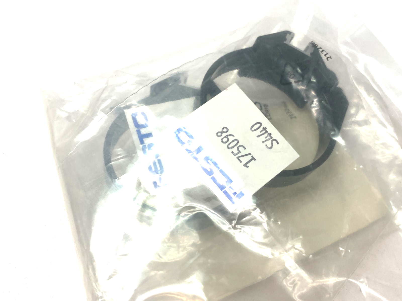 Festo SMBR-8-40 Mounting Kit 175098 PKG OF 2 - Maverick Industrial Sales