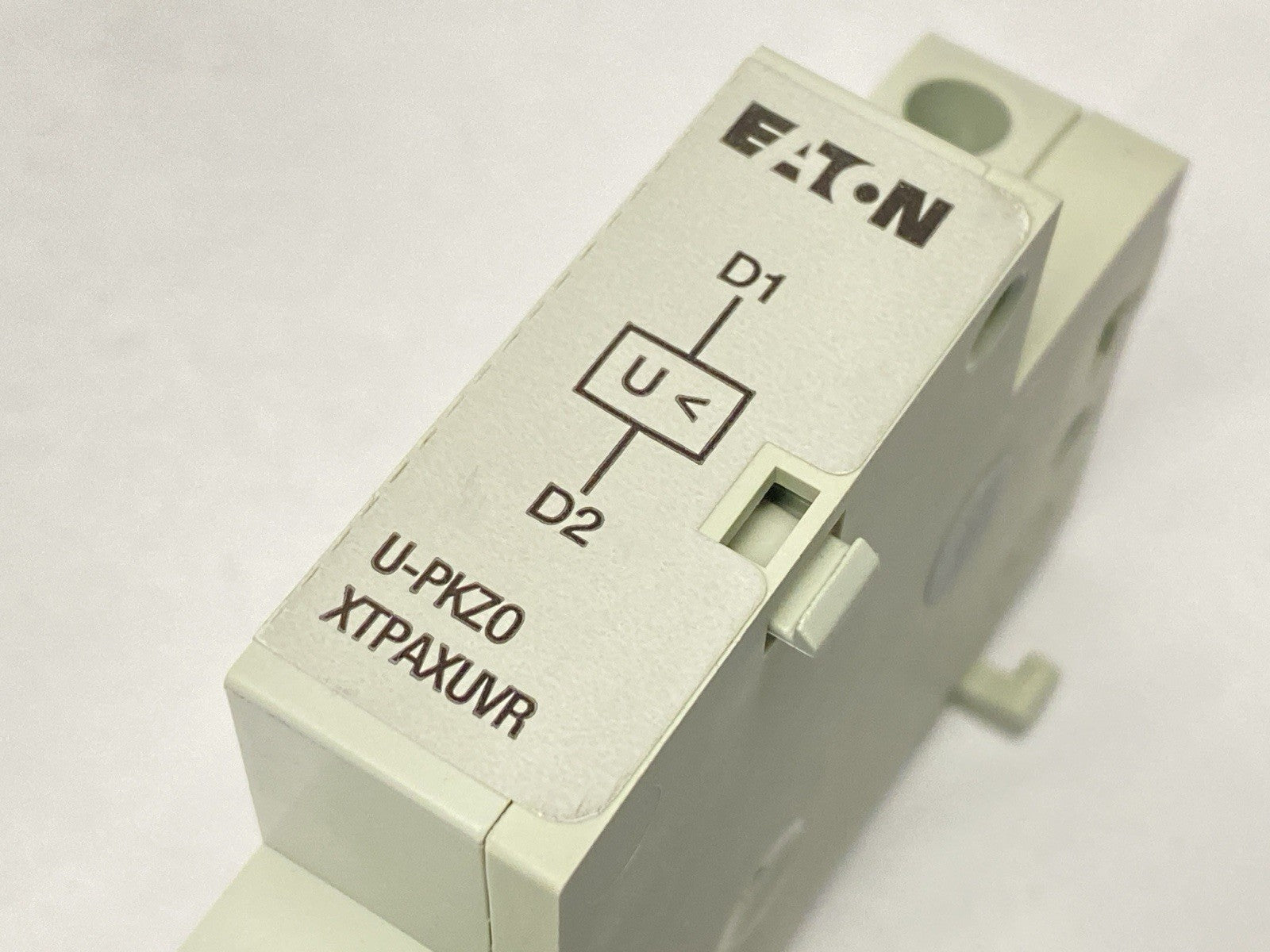 XTPAXUVR480V60H | Eaton U-PKZ0(480V60HZ) Undervoltage Release 073147 LOT OF 2 - New – Open box - Maverick Industrial Sales