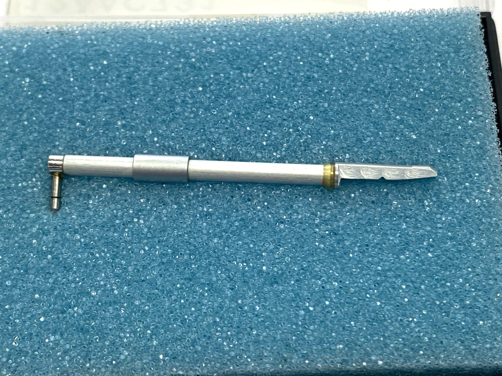 Mitutoyo 12AAC731 Roughness Measurement Standard Stylus .002 60D F/SRF RGH TST - Maverick Industrial Sales