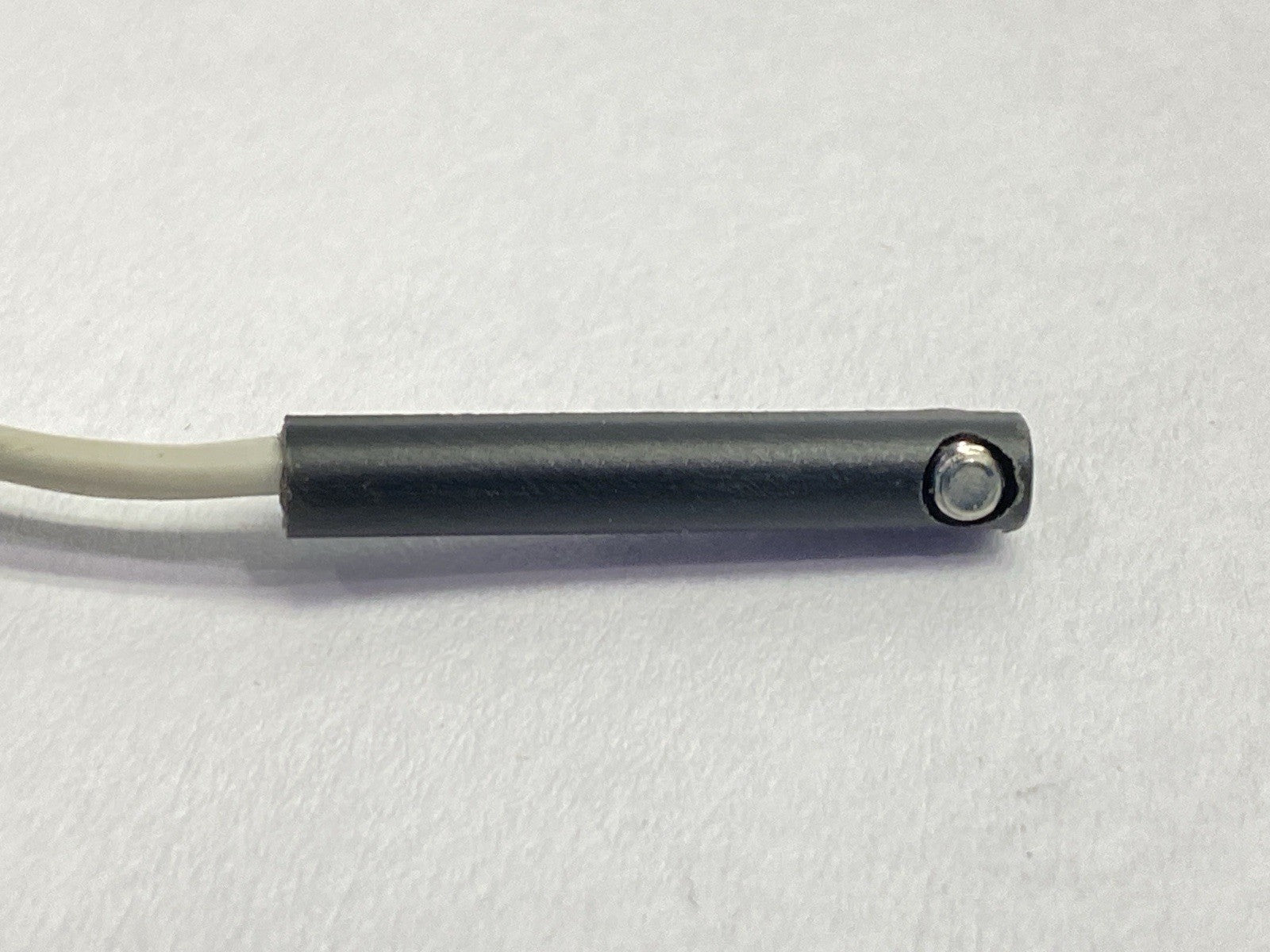 Gimatic SS3N203-G Proximity Sensor C-Slot 0.2A 6-30VDC - Maverick Industrial Sales