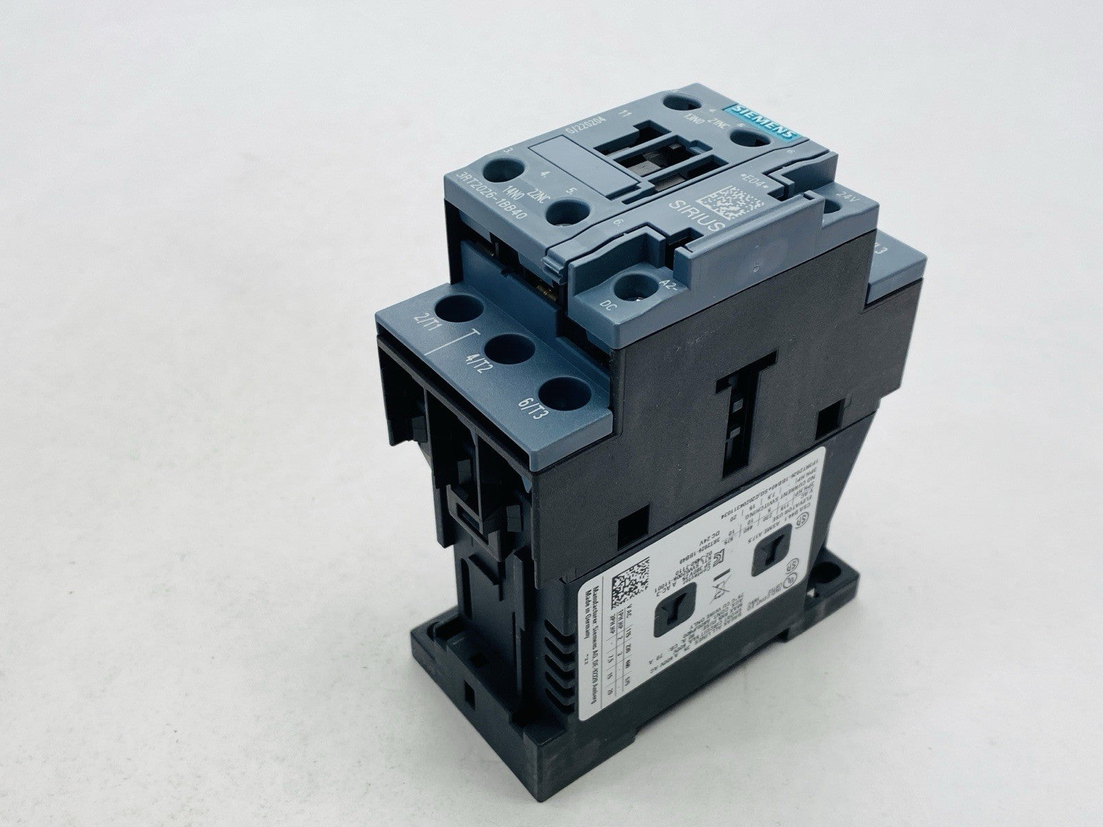 Siemens 3RT2026-1BB40 Power Contactor 3-Pole 25A 11kW 400V 24VDC - Maverick Industrial Sales