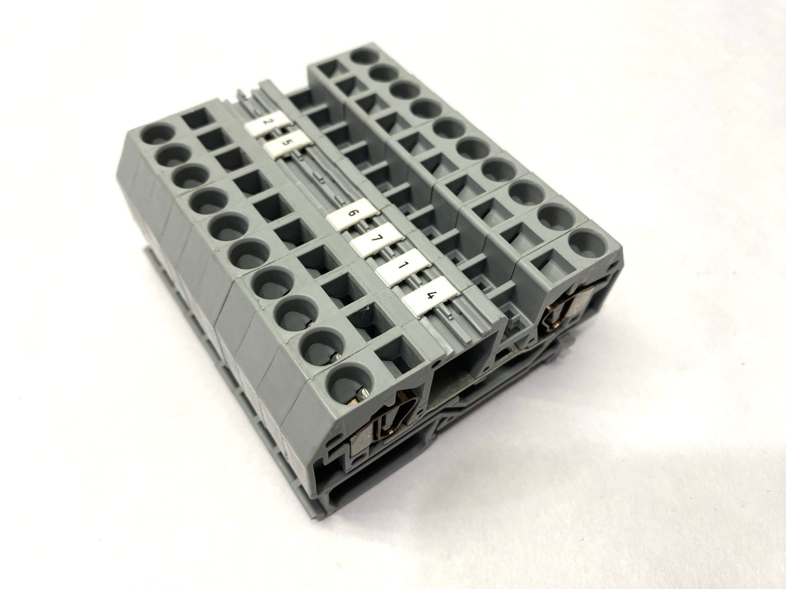 282-901 | Wago Terminal Block 2-Conductor LOT OF 10 - Used - Maverick Industrial Sales