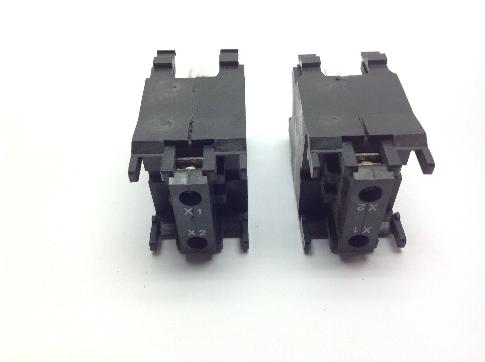 Cutler Hammer E22TL1 Light Unit LOT OF 2 - Maverick Industrial Sales