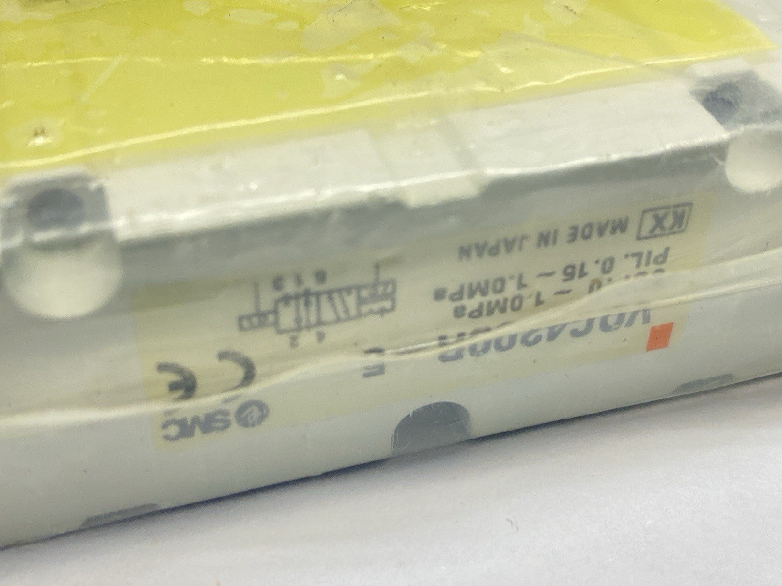 VQC4200R-5 | SMC Pneumatic Manifold Solenoid Valve 5-Port - New - Maverick Industrial Sales