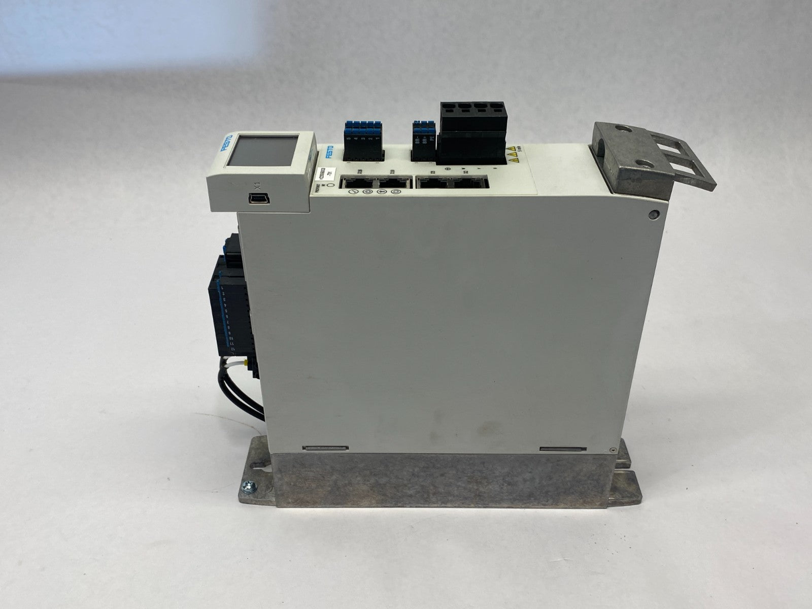 Festo CMMT-AS-C5-11A-P3-PN-S1 Servo Drive Vertical Mount 5340818 - Maverick Industrial Sales