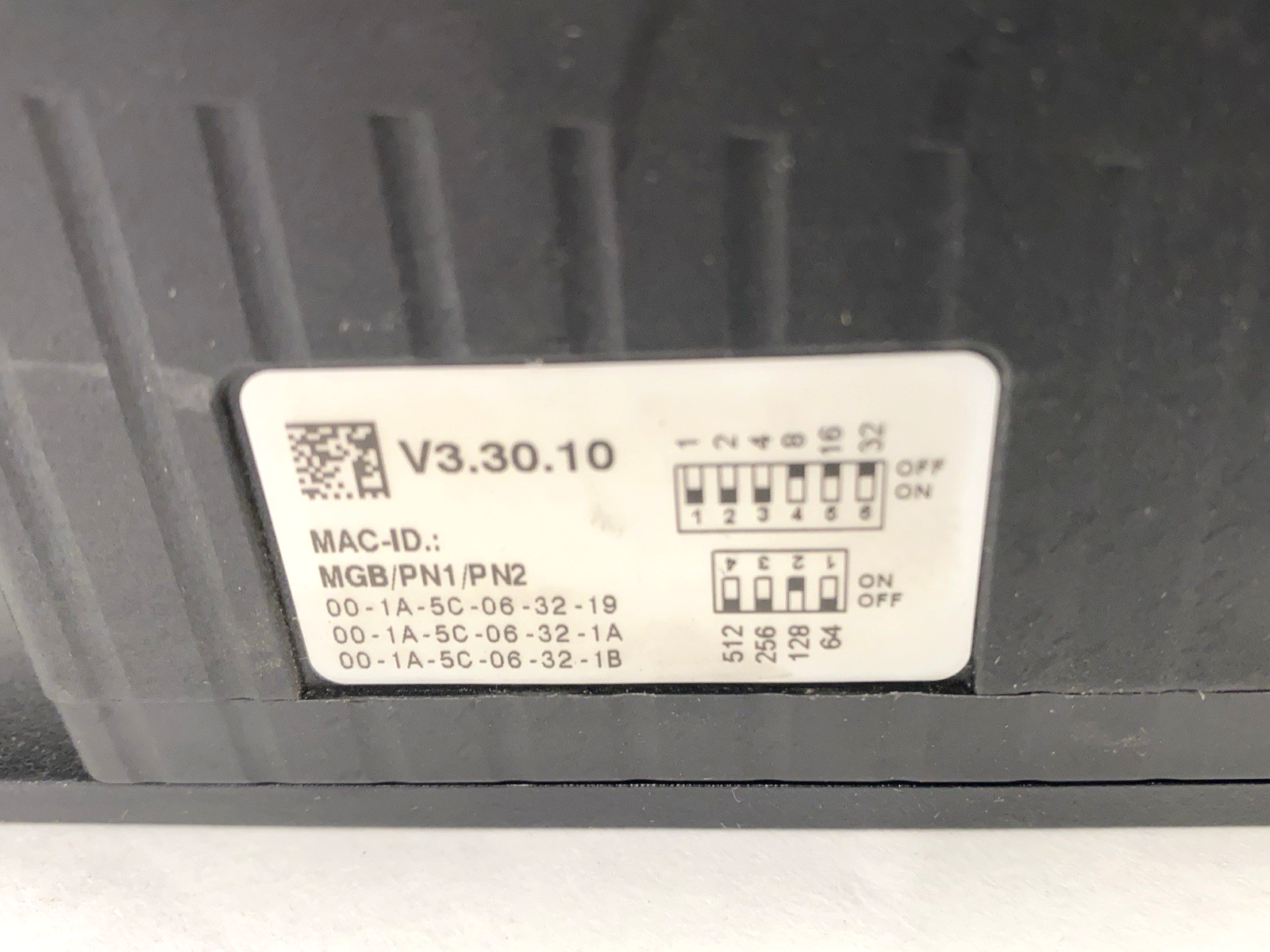 MGB-L1B-PNA-121855 | Euchner Multifunctional Gate Box 121855 MISSING THREADED PLUG - Used - Maverick Industrial Sales
