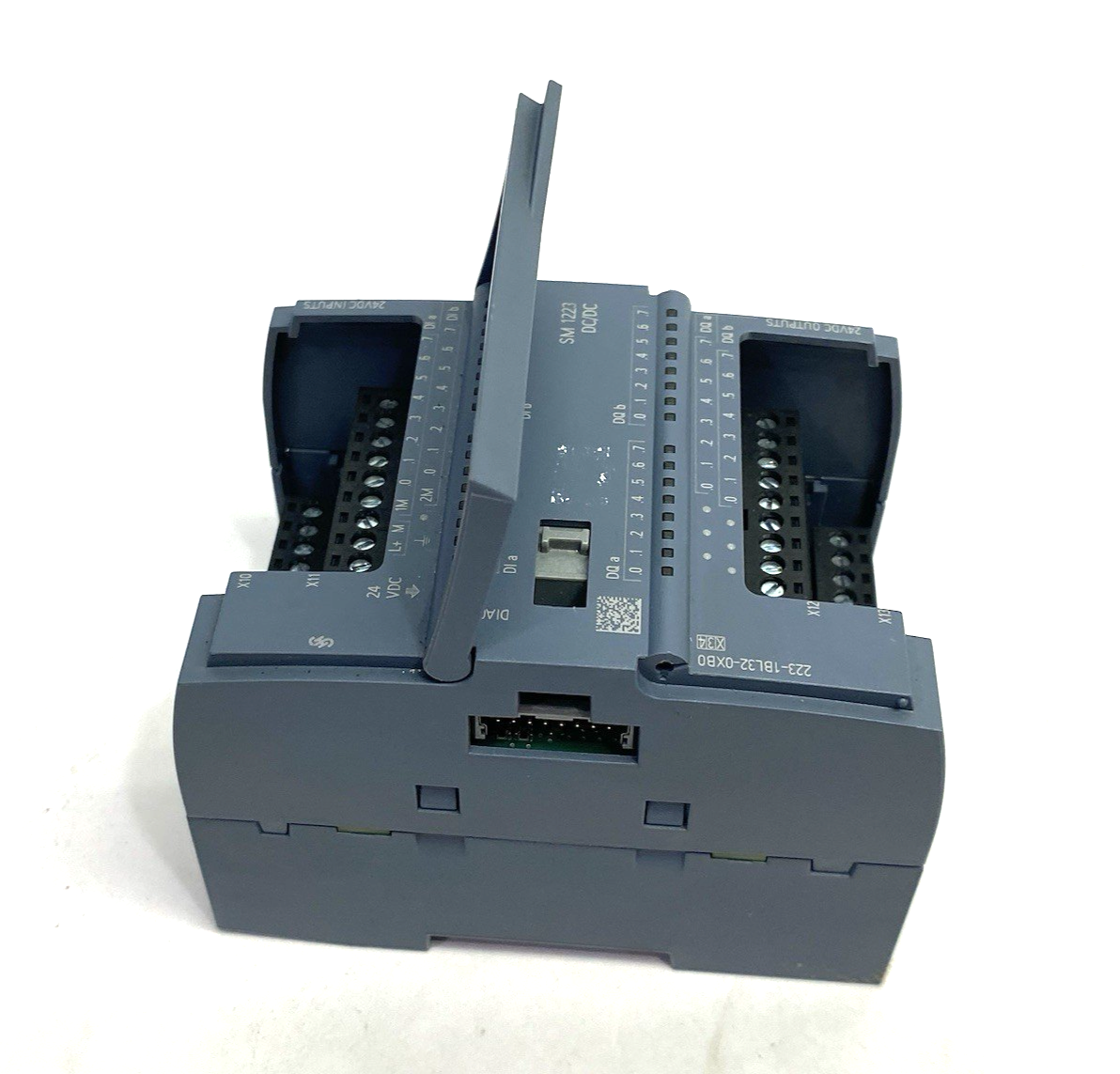 6ES7223-1BL32-0XB0 | Siemens SIMATIC S7-1200 Digital I/O Module MISSING ONE COVER - Used - Maverick Industrial Sales