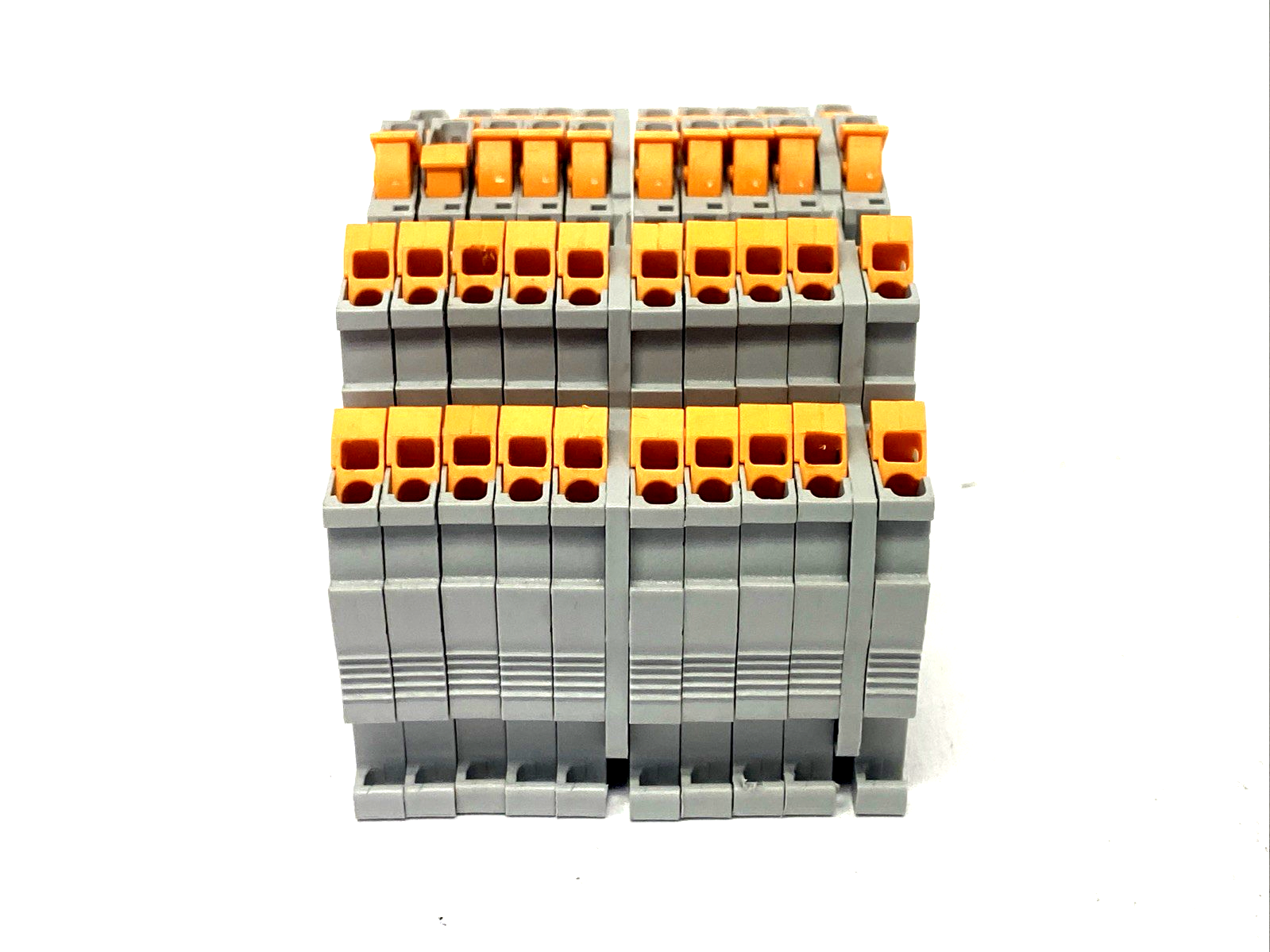 QTTCB 1,5,3205116 | Phoenix Contact QTTCB 1,5 Double-Level Terminal Block 3205116 LOT OF 10 - Used - Maverick Industrial Sales