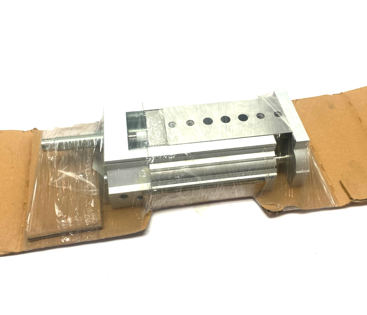 Festo DGSL-25-50-Y3A Mini Slide 32mm Bore 50mm Stroke 544050 - Maverick Industrial Sales