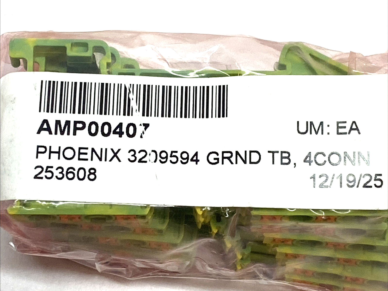 Phoenix Contact PT 2,5-QUATTRO-PE Terminal Block DIN Rail 3209594 LOT OF 6 - Maverick Industrial Sales